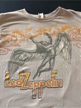Bay Island Sunset Palm Logo Tee in Tan and Orange